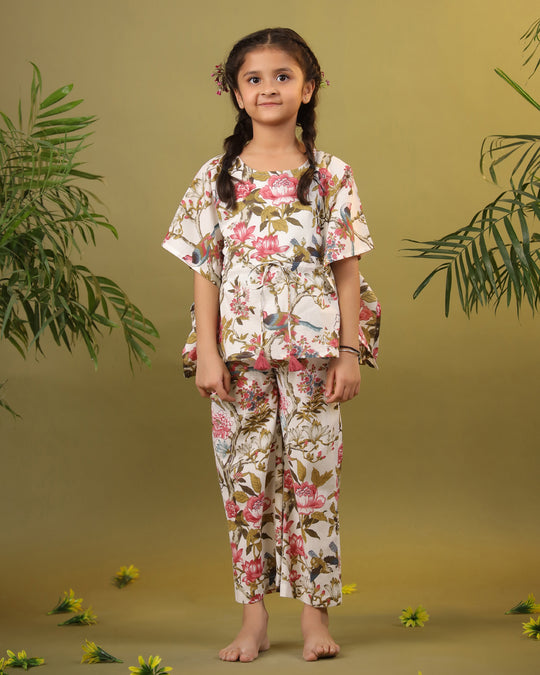 Kids Pure Cotton Multi Colour Printed Night suits