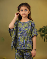 Kids Pure Cotton Green Colour Printed Night suits