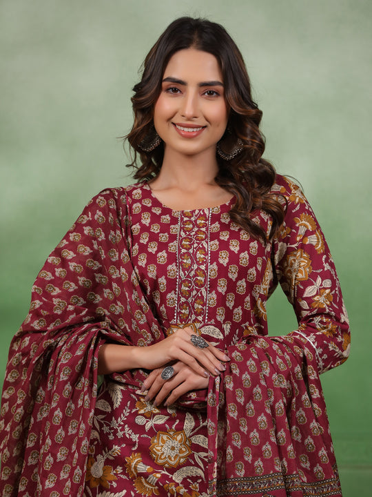 Women set of Pure Cotton 3 pcs Maroon Colour Straight Printed Kurta Sets