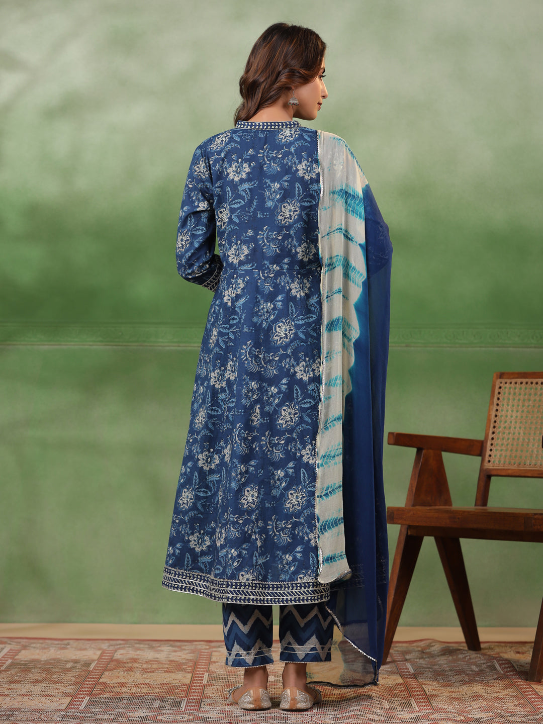 Blue Flower Printed Cotton kurta Suit Set - SanskrutiHomes 