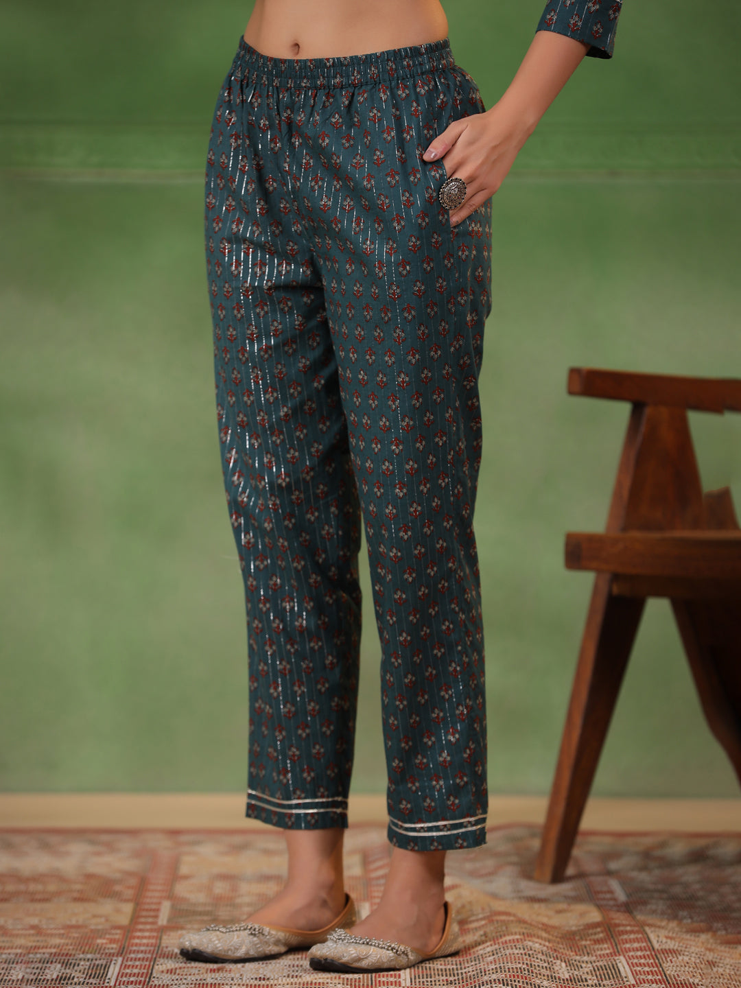 Sea Green Cotton  Floral Printed V-Neck Kurta Set