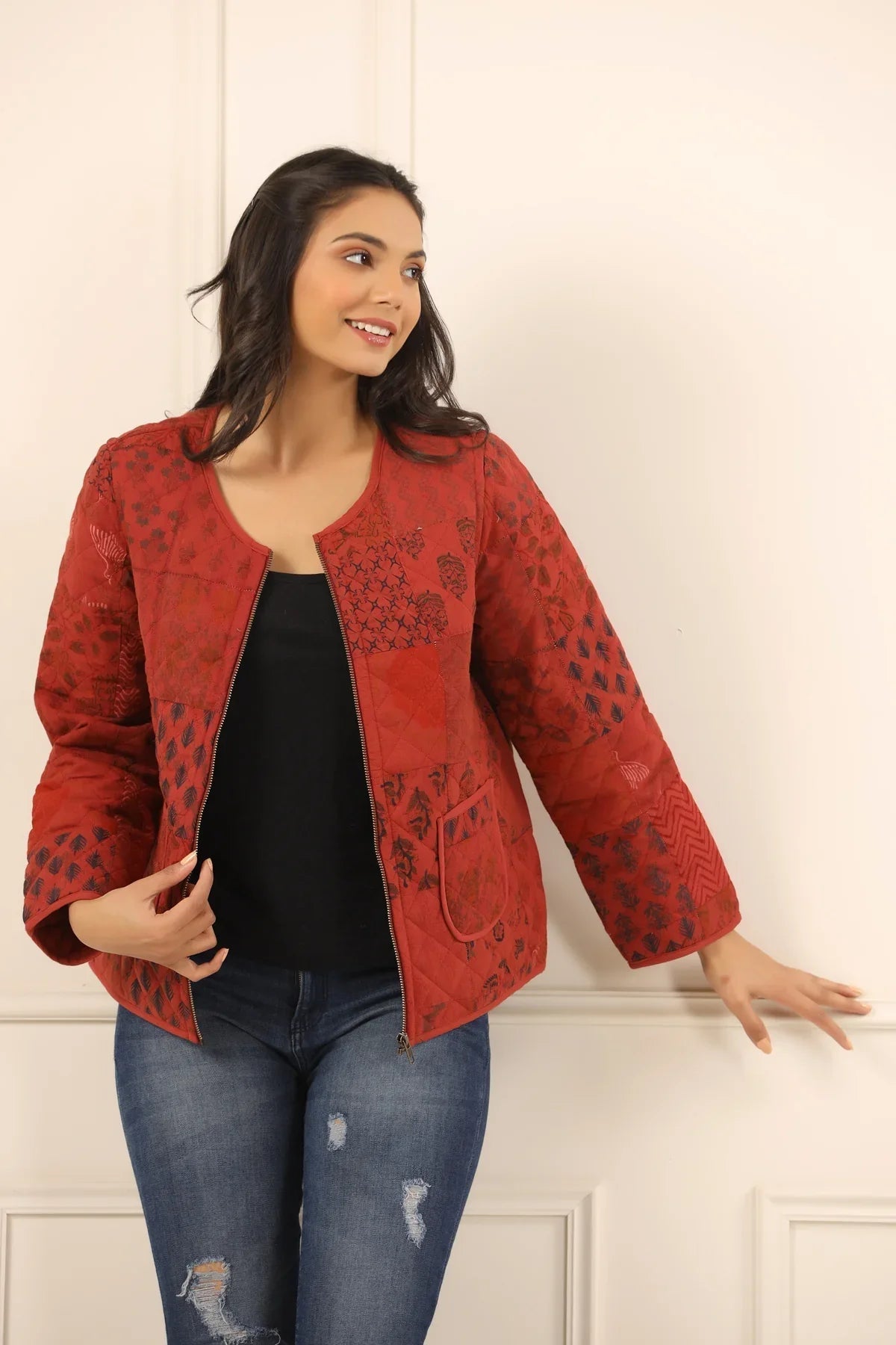 Printed women quilted jacket - SanskrutiHomes 
