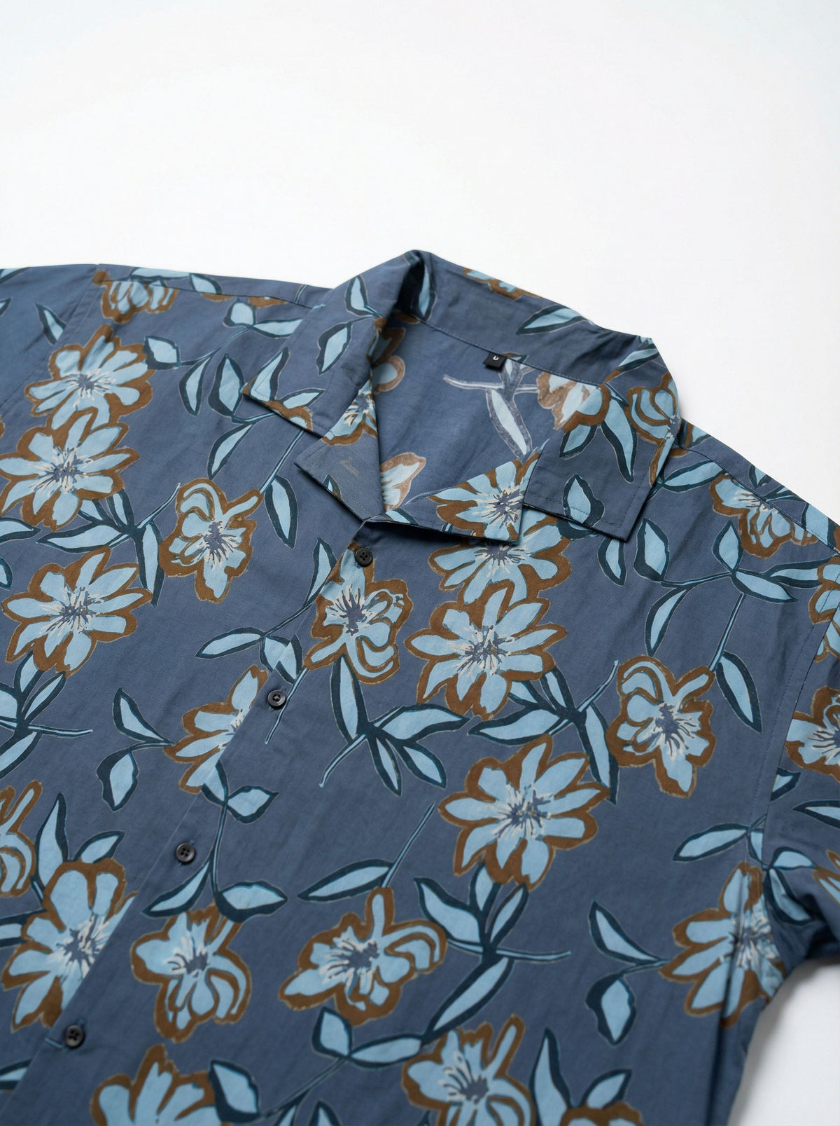 Blue Spread Collar Floral Print Casual Cotton Shirt For Men