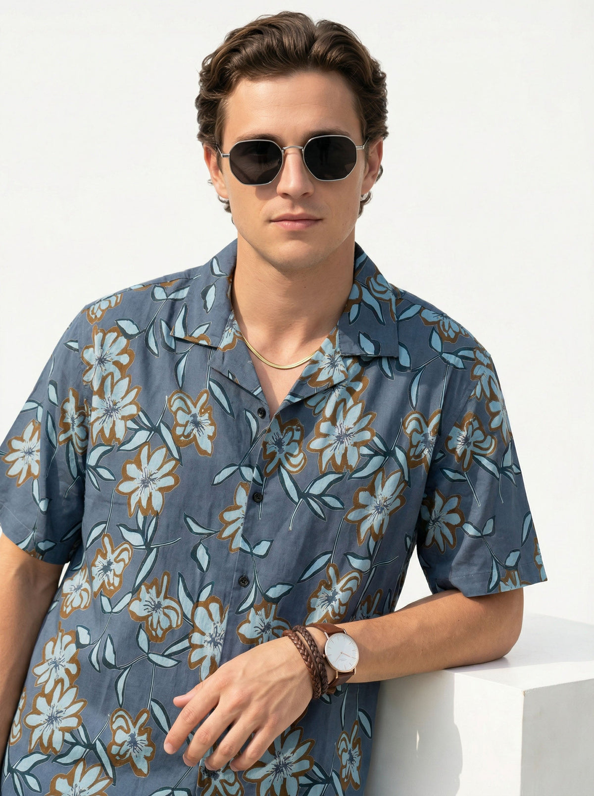 Blue Spread Collar Floral Print Casual Cotton Shirt For Men