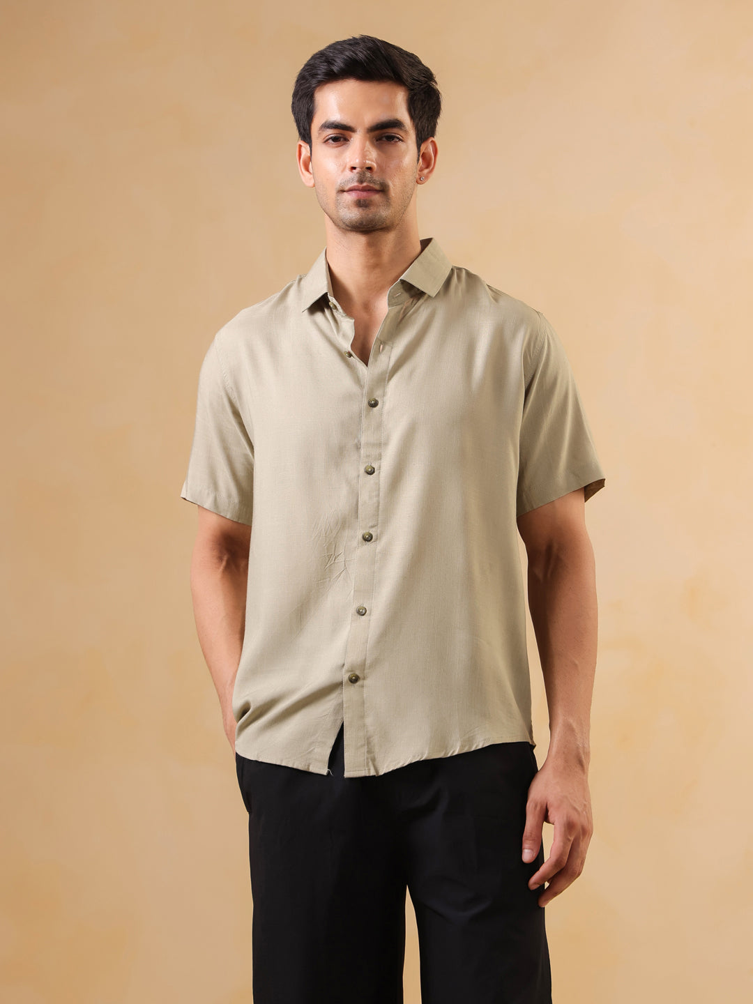Green Solid Cuban Collar Casual Shirt For Men
