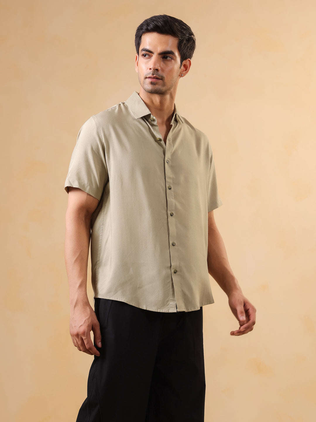 Green Solid Cuban Collar Casual Shirt For Men