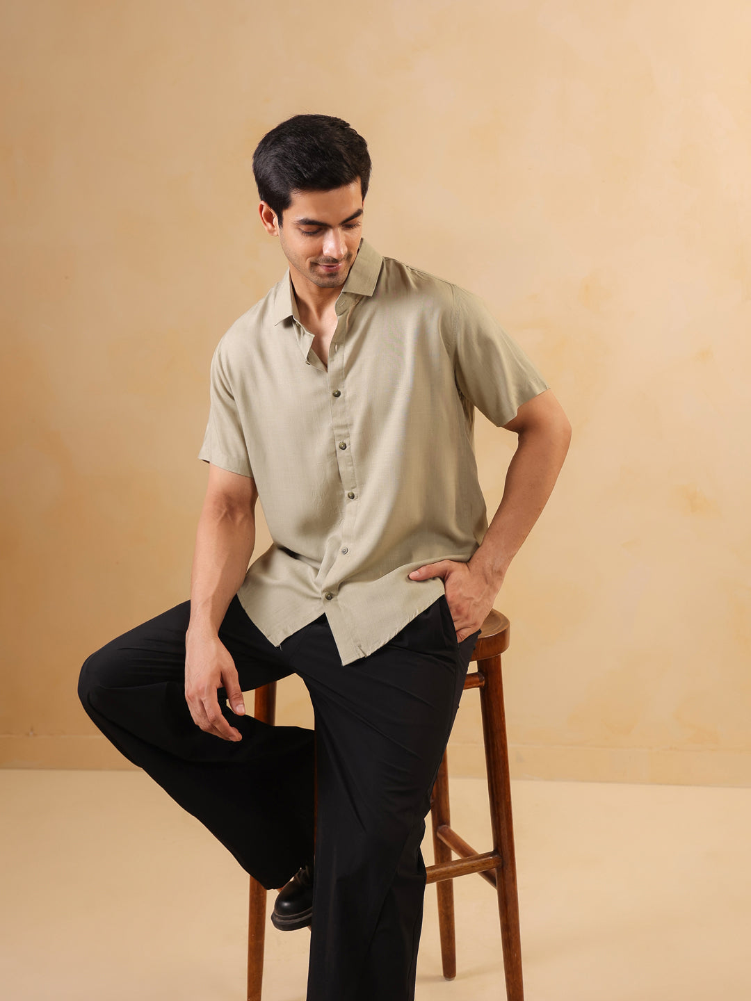 Green Solid Cuban Collar Casual Shirt For Men