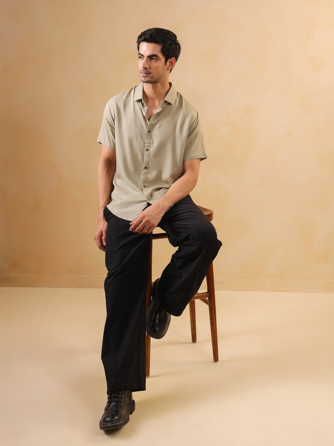 Green Solid Cuban Collar Casual Shirt For Men