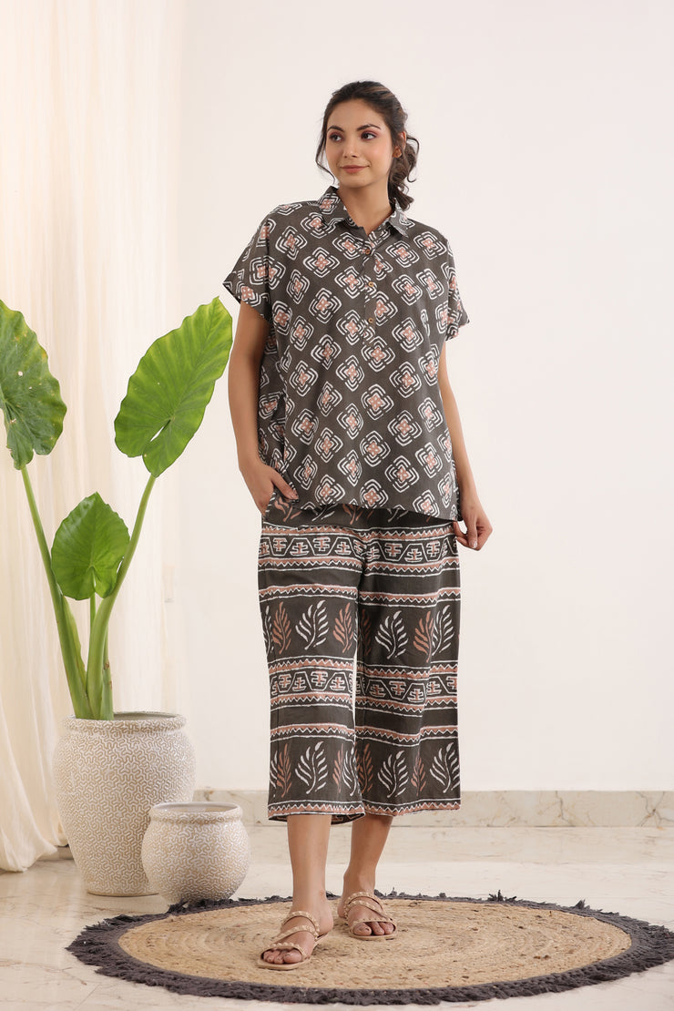 Grey & White LOOSE FIT Printed Night suit