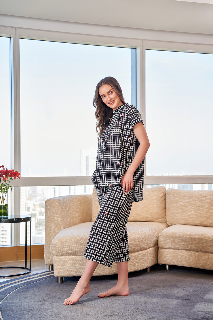 Black check Printed Lounge set