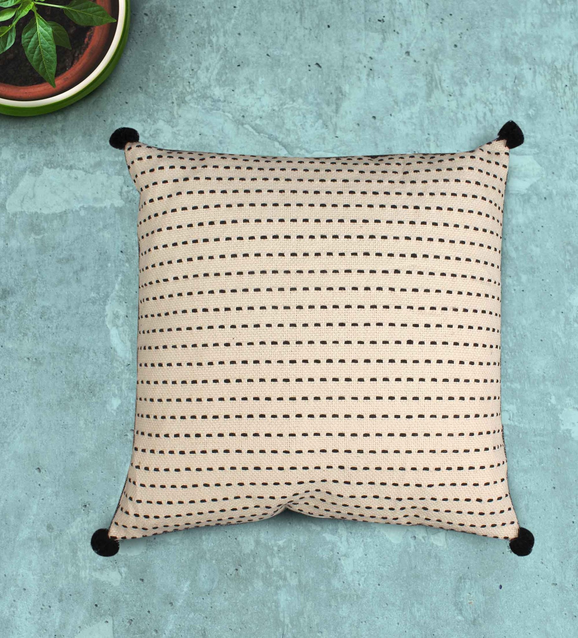 Hand-weaved 100% Cotton Rug with set of 2 Cushion Covers