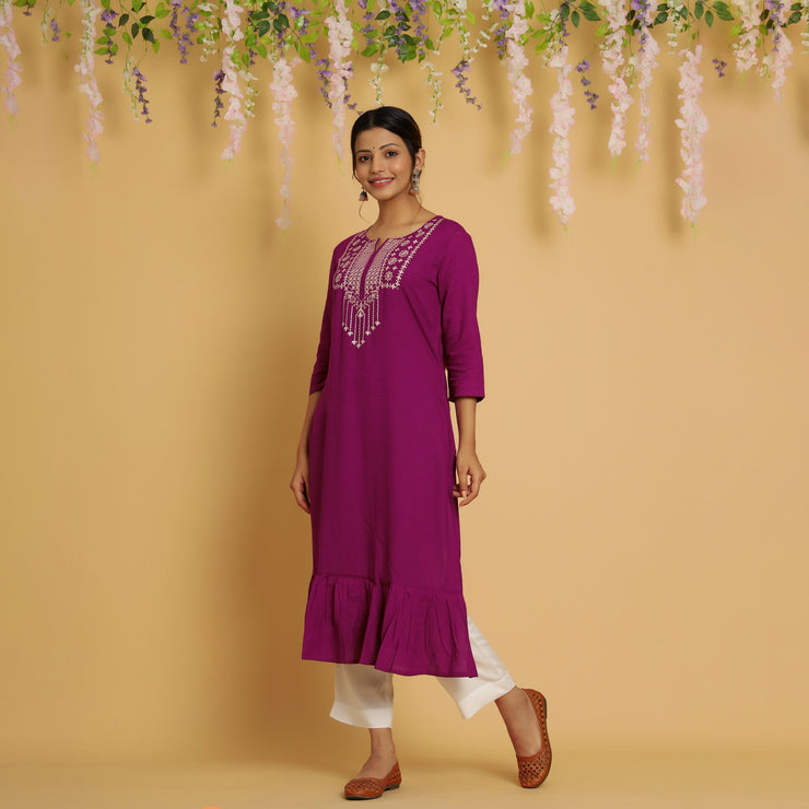 RangDeep Women Magenta Embroidered Straight Kurti