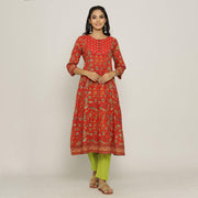 Rang Deep Women Red  & Green Cotton Kurti