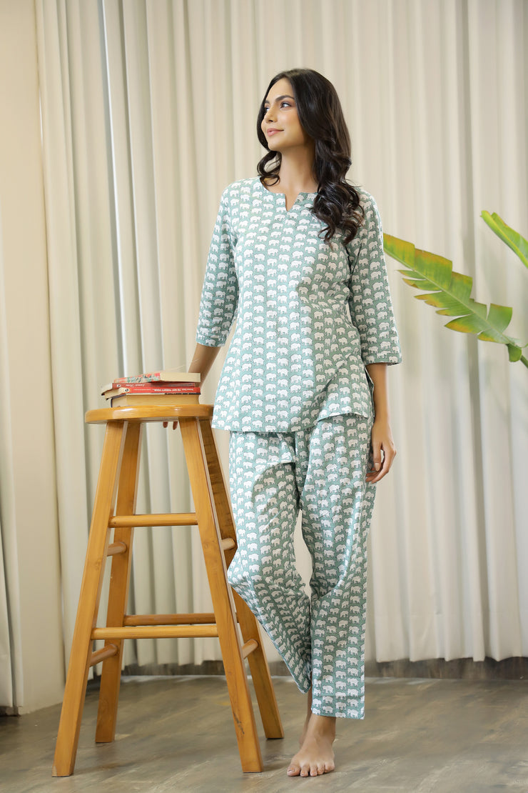 Green Cotton Elephant Print Night Suit Set with Payjama
