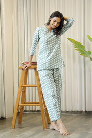 Green Cotton Elephant Print Night Suit Set with Payjama