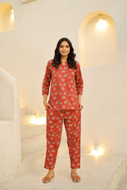 Red & white printed pure cotton night suit set