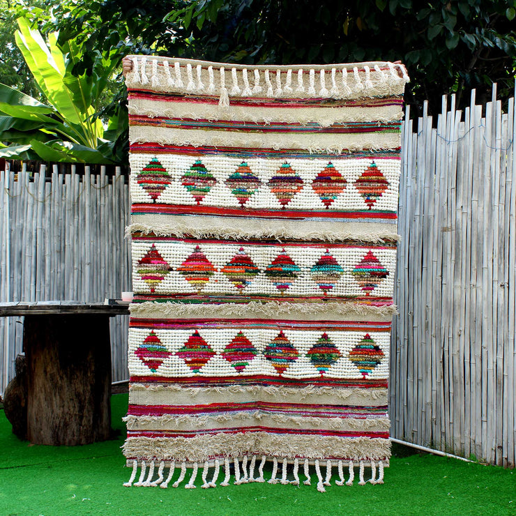 Hand-weaved 100% Multi-color Rug with a set of 5 Cushion Covers