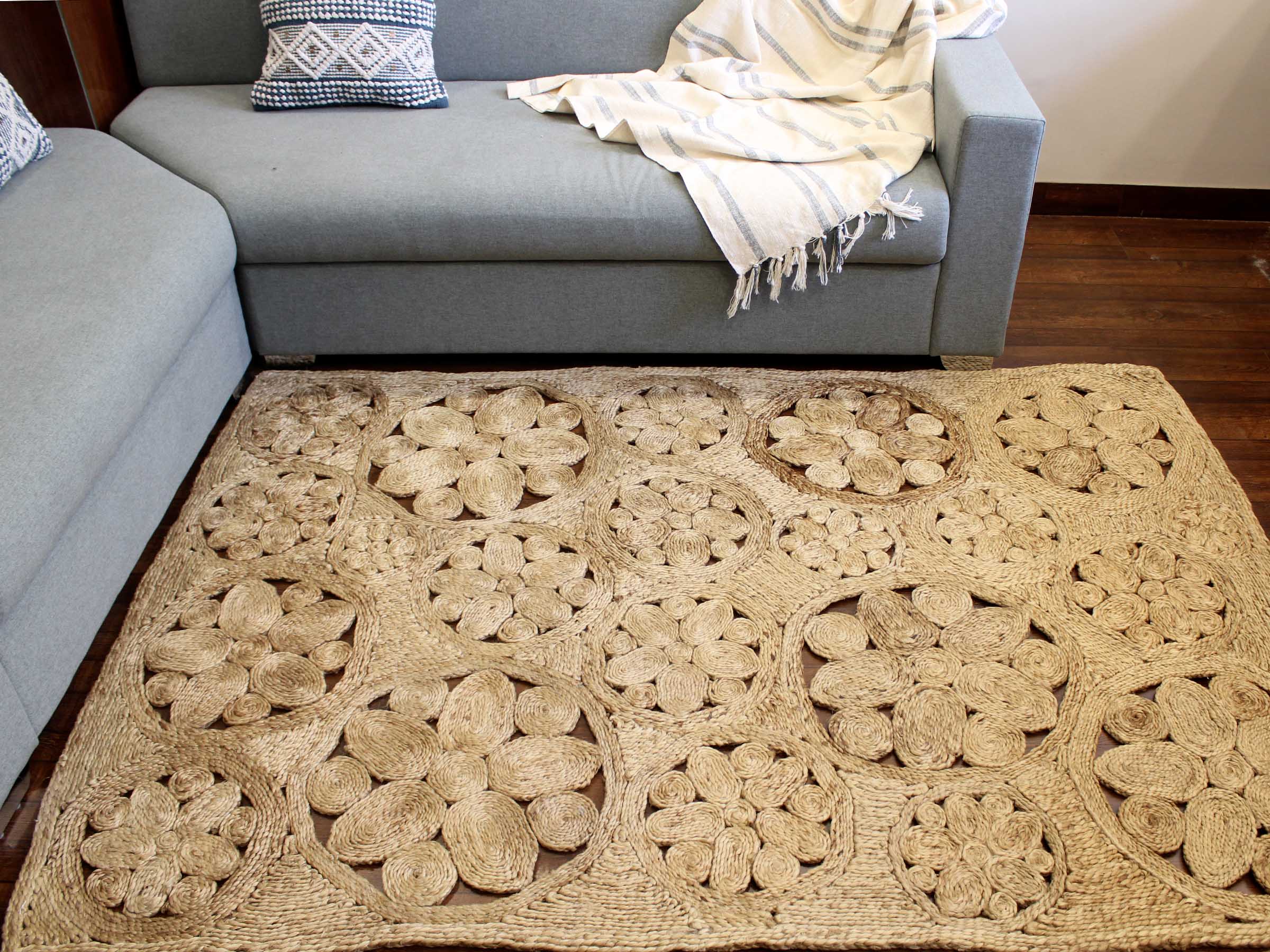 Hand-weaved Jute Rug