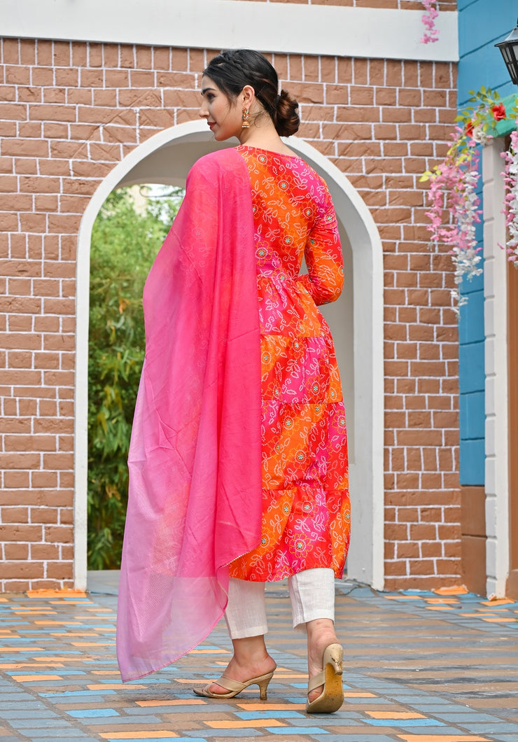 Vidya Balan looks very pretty in peachish pink kurta and sharara with  Dupatta | Designer dresses, Outfits, Fashion