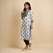 RangDeep Women Calf Length Straight Kurti