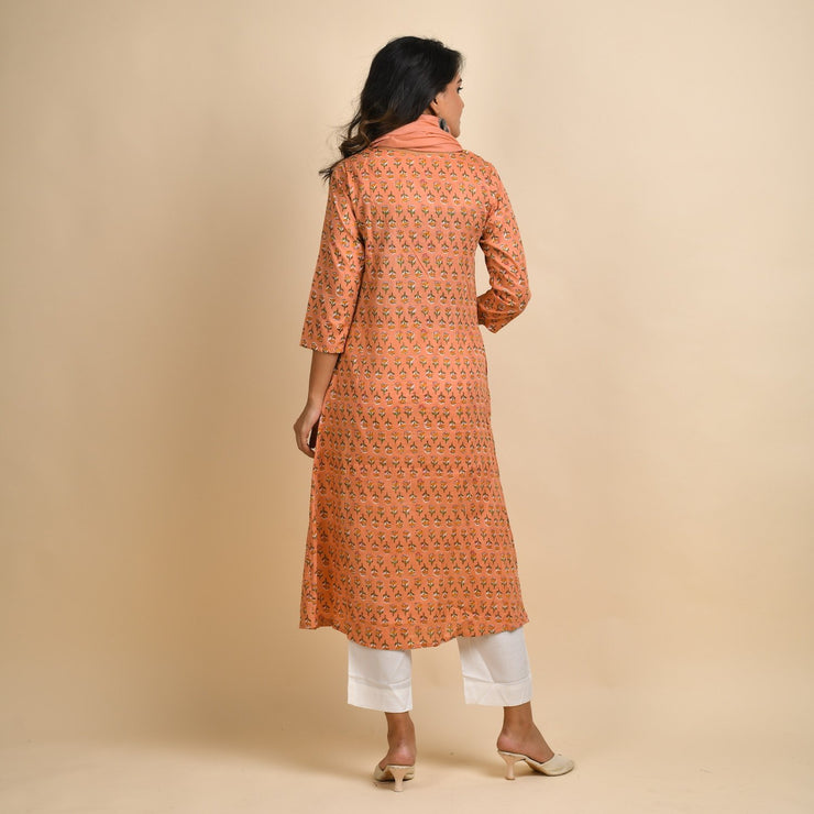 Rang Deep Women Peach cotton Kurta with Scarf