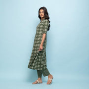 Rang Deep Women Set of Green Cotton Kurta with Palazzo