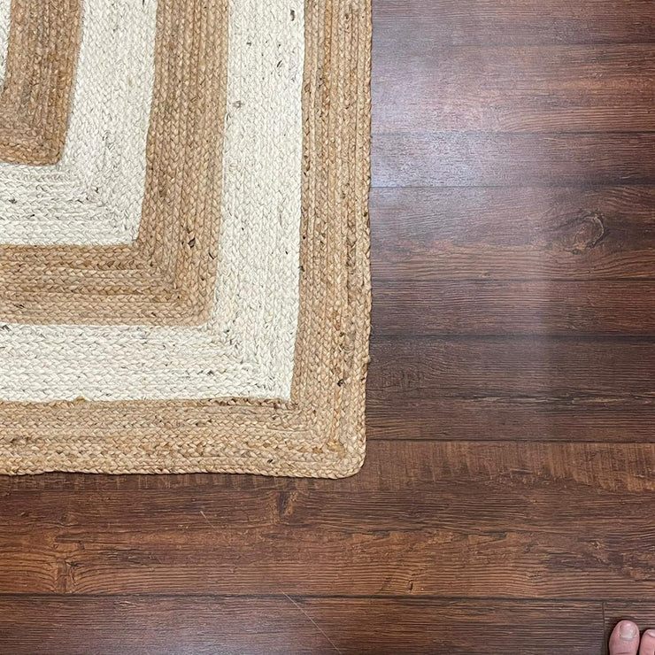 Hand-weaved Designer Jute Rug