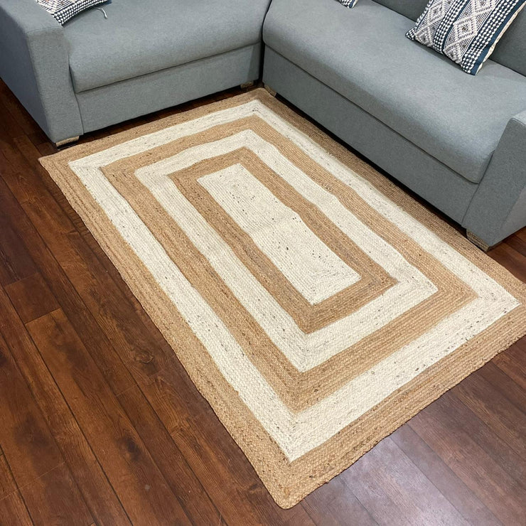 Hand-weaved Designer Jute Rug