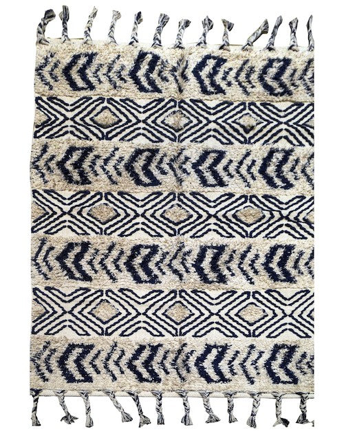 Hand-weaved 100% Cotton woven Rug with set of 2 Cushion Covers
