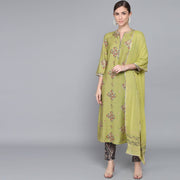 GREEN MUSLIN WOMEN'S KURTA PAJAMA DUPATTA SET muslin kurta Rangdeep-Fashions 