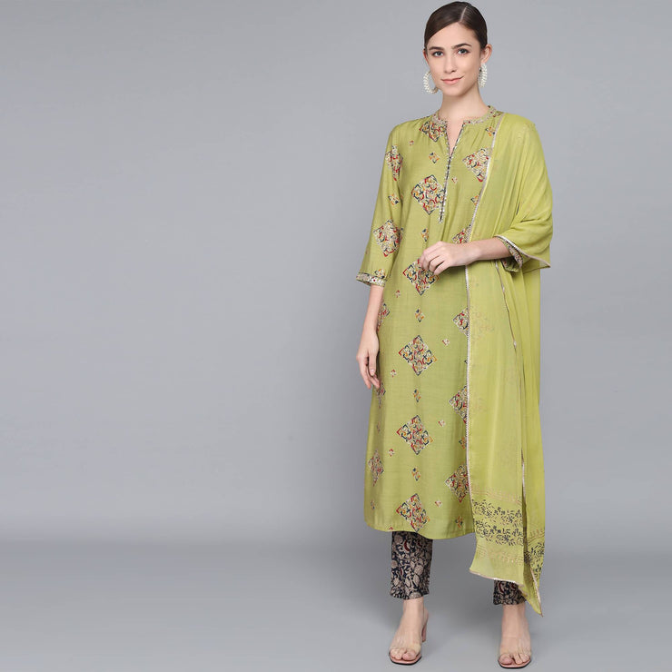 GREEN MUSLIN WOMEN'S KURTA PAJAMA DUPATTA SET muslin kurta Rangdeep-Fashions 