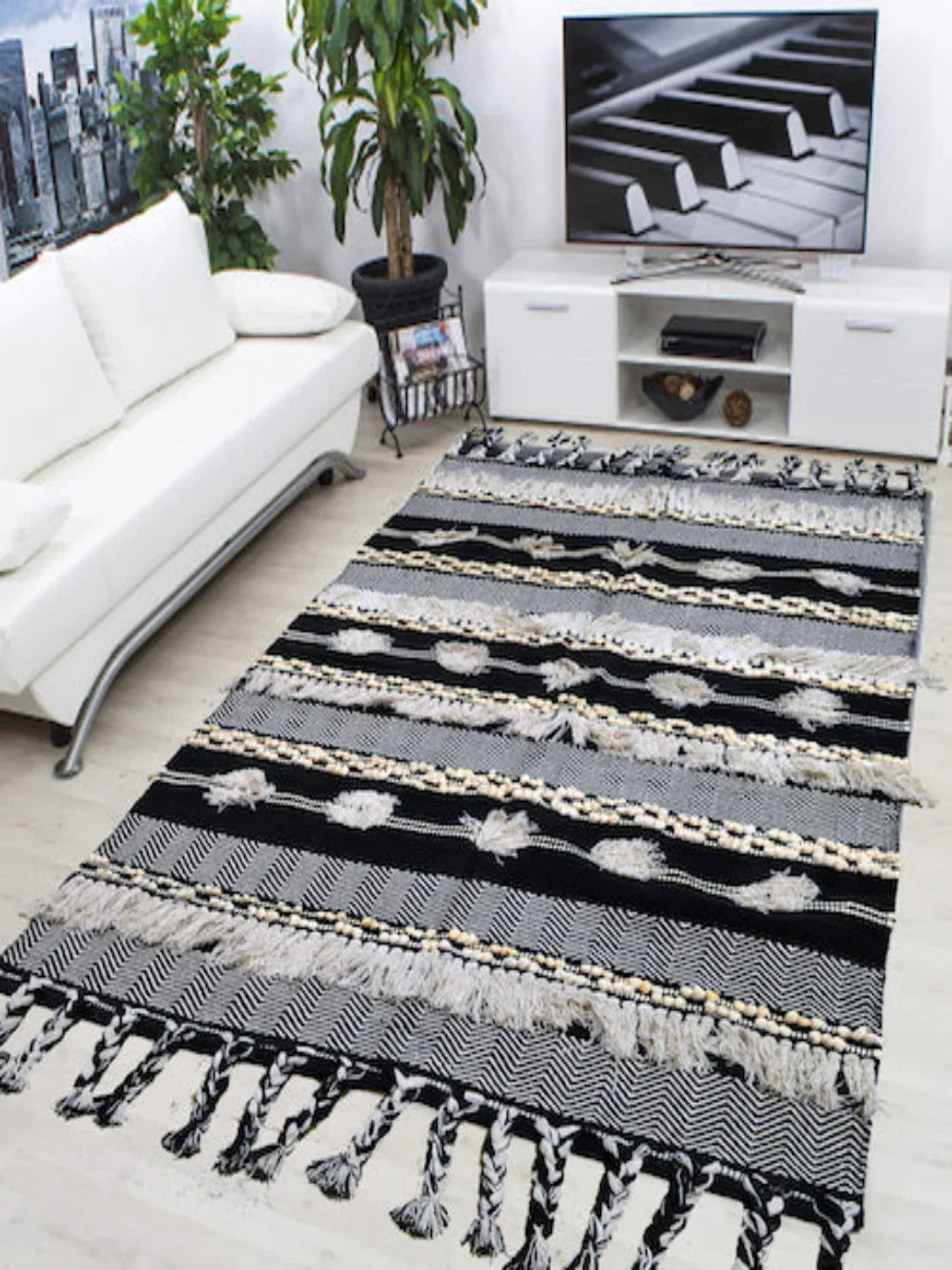 Hand-weaved 100% Cotton Grey Shade Rug - SanskrutiHomes 